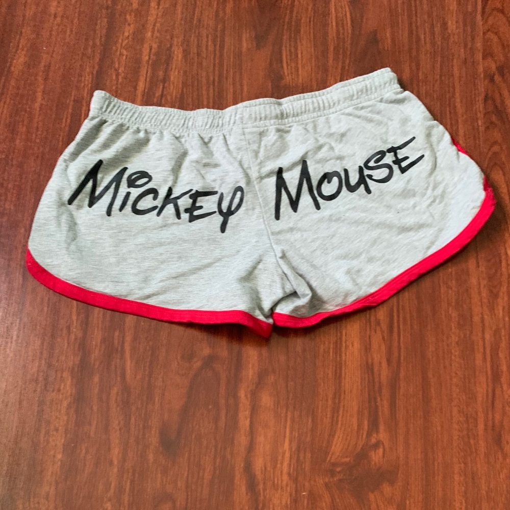 Mickey Mouse shorts - Picture 2 of 2